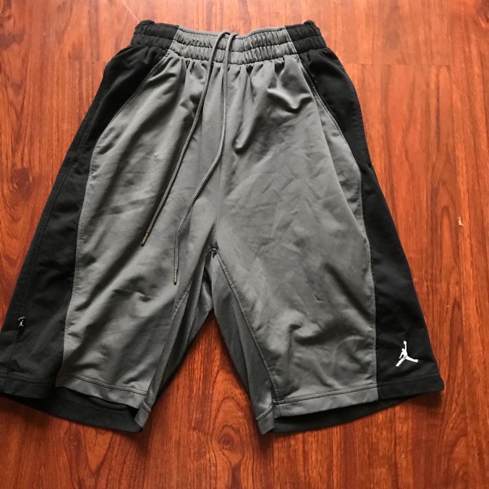 JORDAN Boys/ youth Jump-man Basketball shorts